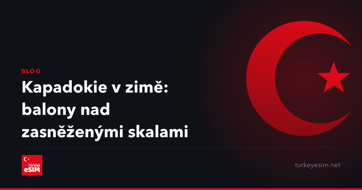 Kapadokie v zimě: balony nad zasněženými skalami